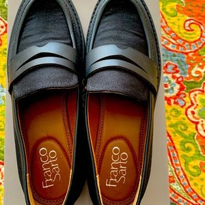 Size 6 Franco Sarto platform loafers